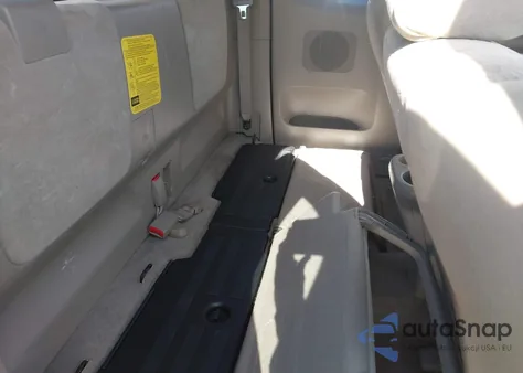 2006 Toyota Tacoma z USA, uszkodzony, nr VIN 5TETX22N86Z182956